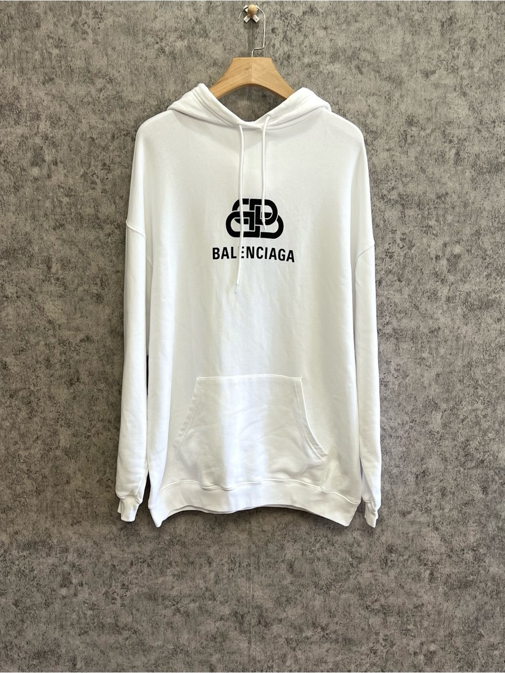 🚩steal Balenciaga White Hoodie with Black Logo - Men